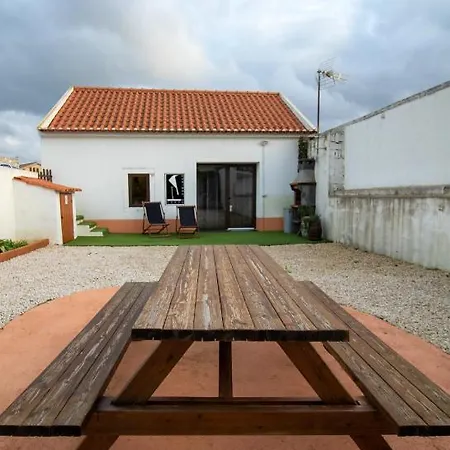 Casinha Do Corvo Apartment