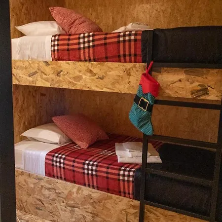 Casinha Do Corvo
