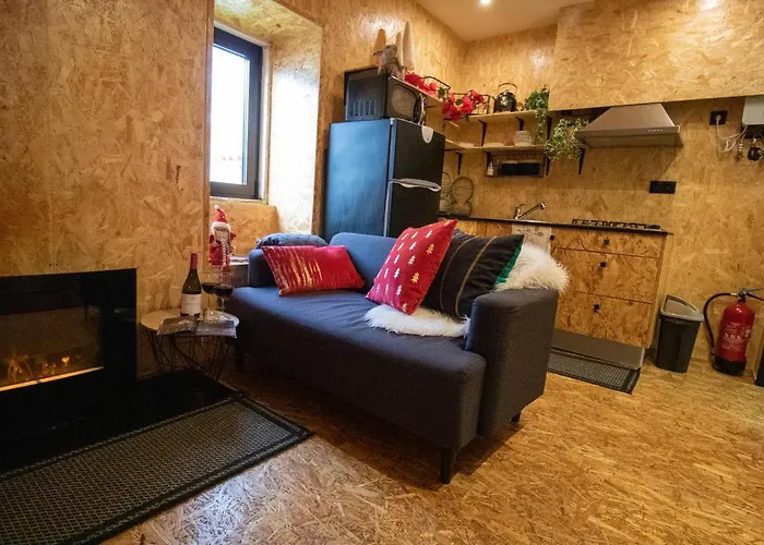 Casinha Do Corvo Apartman